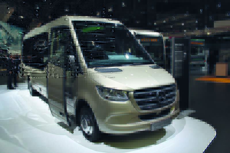 Neu bei Mercedes-Benz ist der Sprinter Travel 75.