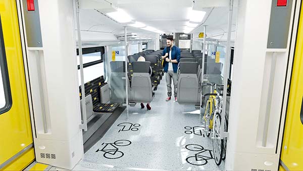 Im Unterdeck der Desiro HC ist Platz für die Fahrradmitnahme